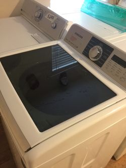 Samsung no agitator washer/ huge barrel/ Maytag Centenniel large barrel dryer/ 90 day warranty