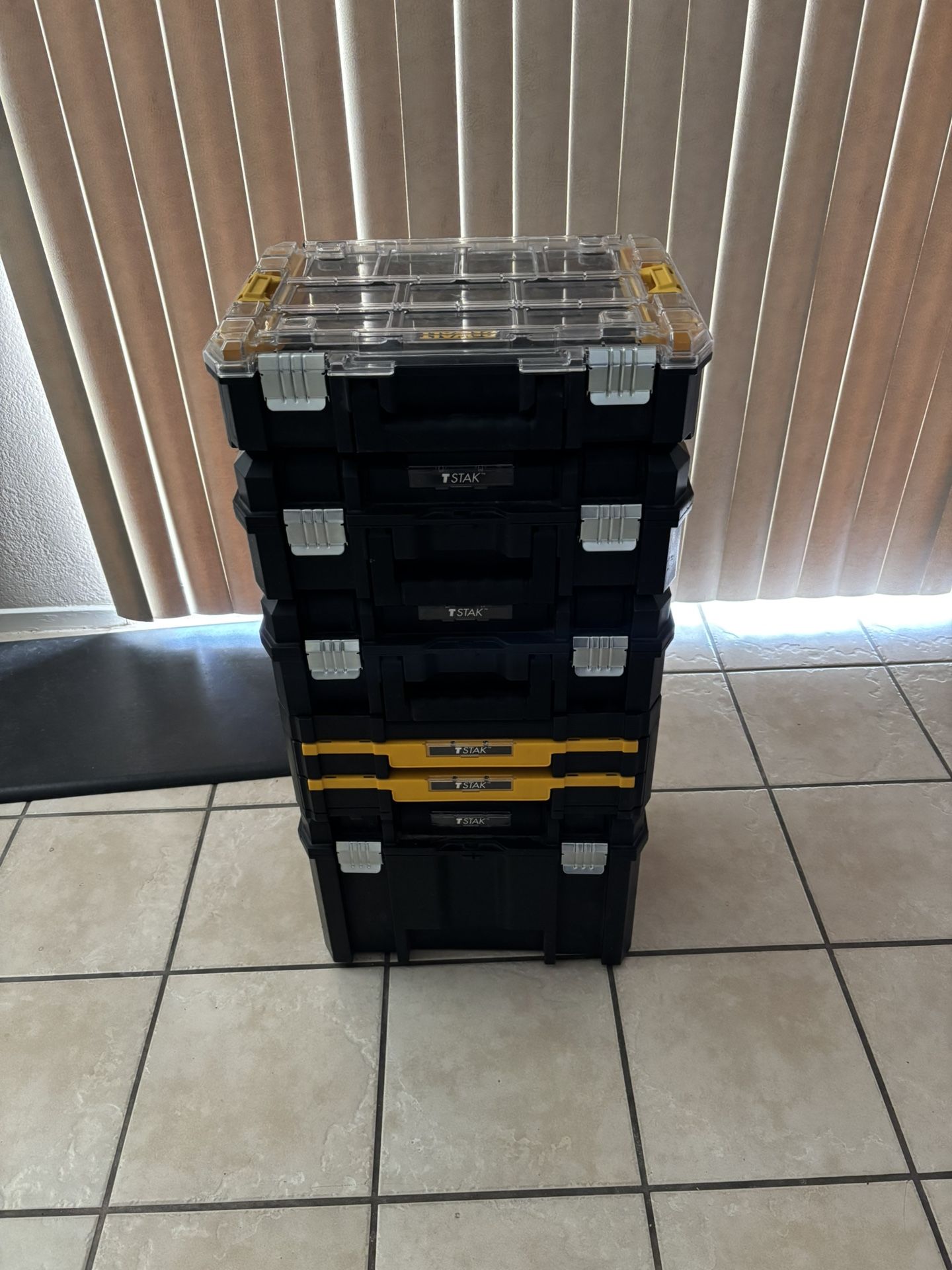 Dewalt Tstak Tool Box