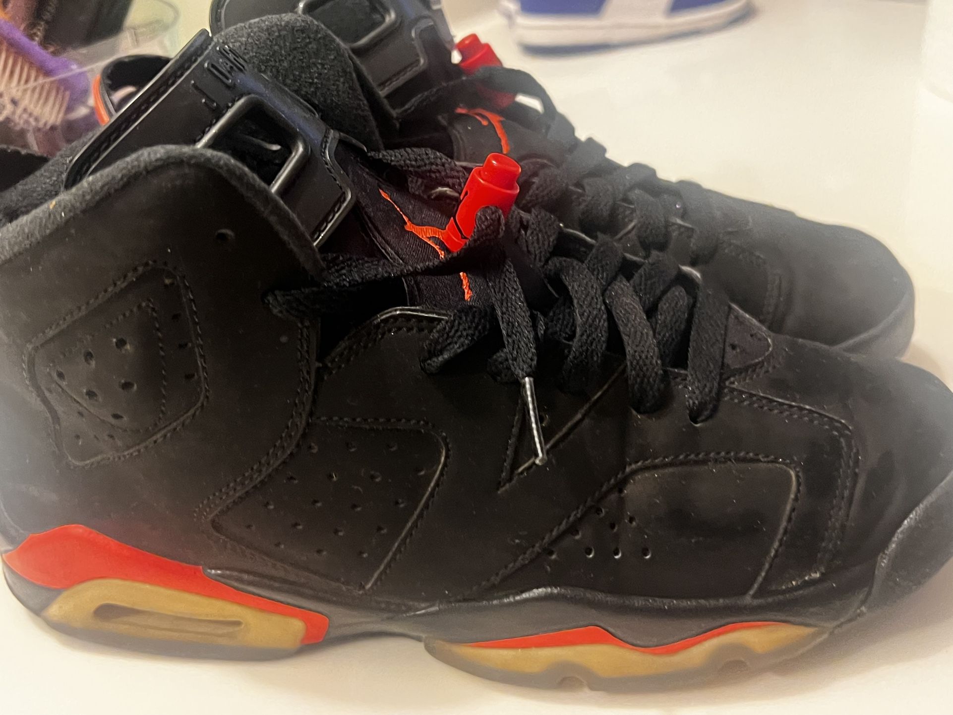 Jordan 6 Retro