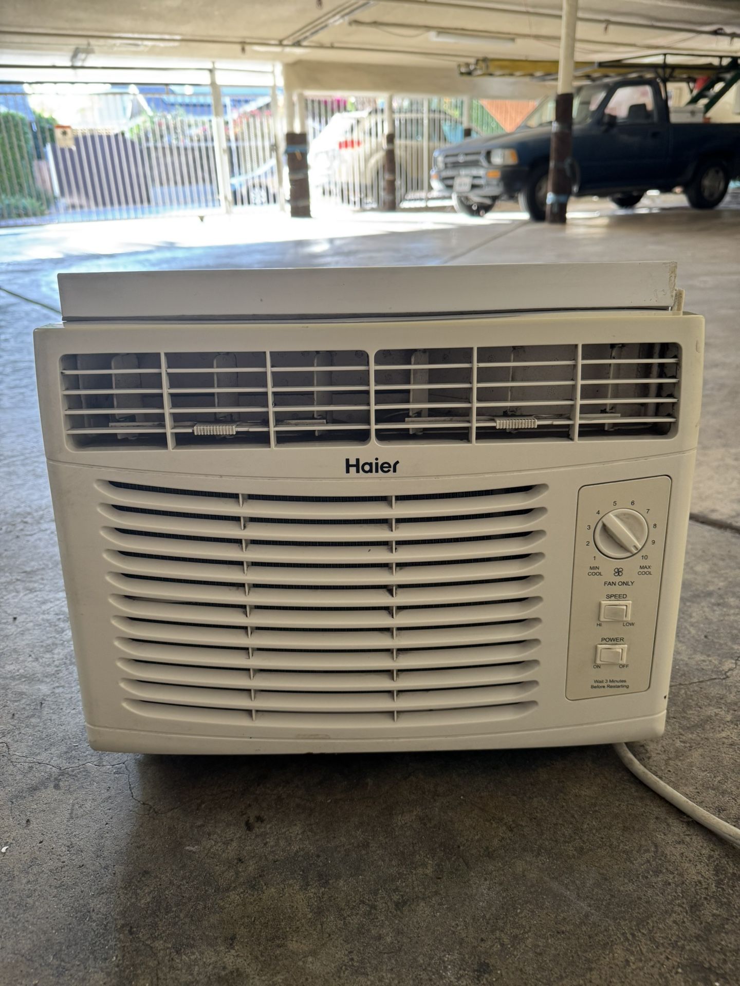 Window Air Conditioning Unit