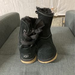 Girls Size 2 Ugg Boots   