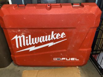 Milwaukee M18 Fuel Kit