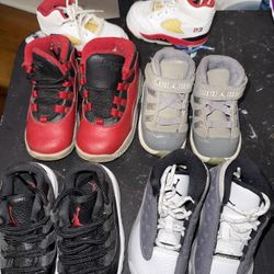 Lot of baby Shoes