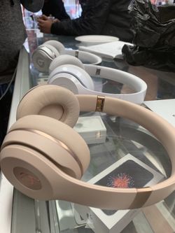 Beats solo 3 wireless headphone Mint