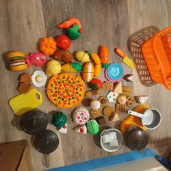 Kitchen Food For Kids Velcro Center (Well kept)