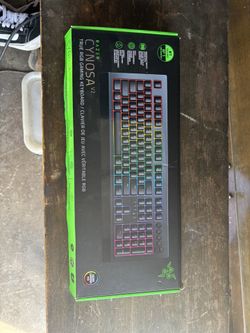 RAZER cynosa v2 100% rgb keyboard