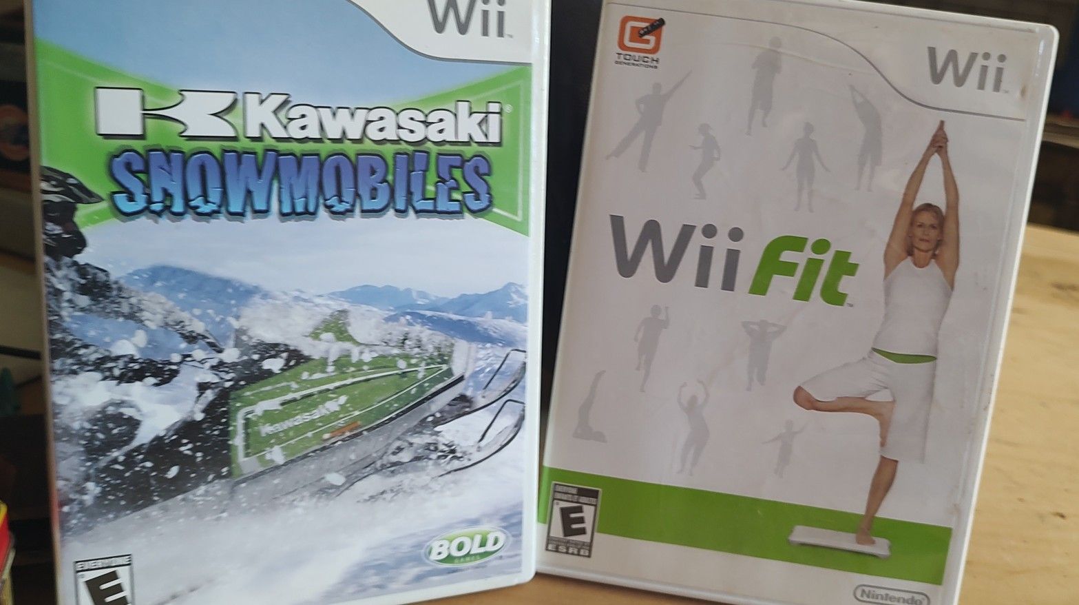 2 Nintendo Games Wii Fit + Snowmobiles