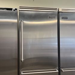 Viking 36”wide 5Series Built In Bottom Freezer Refrigerator 