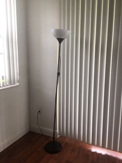 Floor lamp