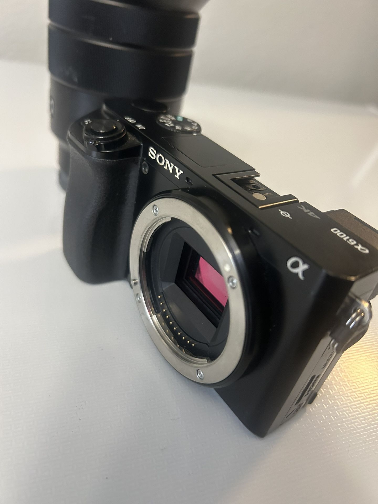 Sony 6100