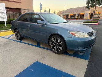 2004 Toyota Camry