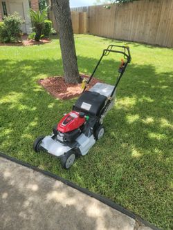 New Honda HRX217 Self Propelled Working very Well GCV200