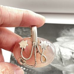 Rose Quartz and Sterling Silver 925 Oval pendant