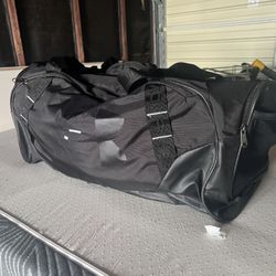 Under Armour Large Duffle/Gym Bag