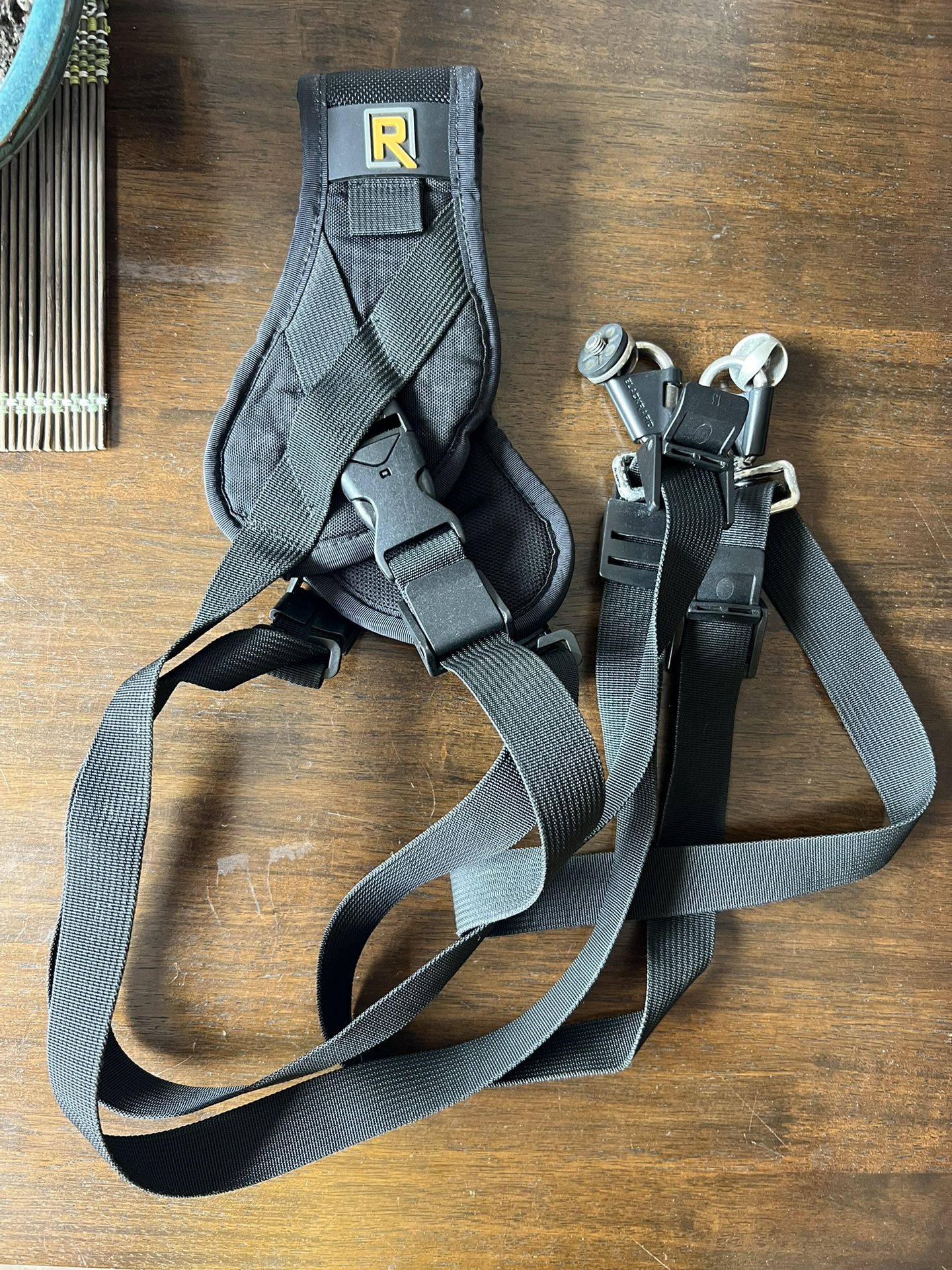 Black rapid Dual Camera  Shoulder Harness