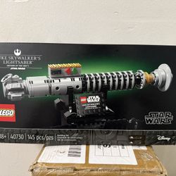 LEGO 40730 - Luke Skywalker’s Lightsaber (ROTJ)