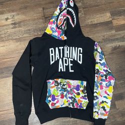 Bape Camo Hoodie Size Medium Used Authentic 