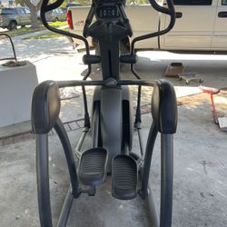 Vision 7200 elliptical