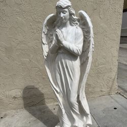 Praying Guardian Angel -4ft Tall