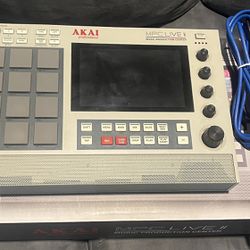 Special Retro Edition MPC Live II with extras