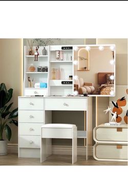 Brand new desk