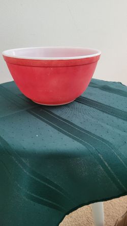 Vintage Pyrex Mixing Bowl