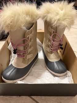 Size 5 Sorel boots