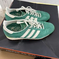 Random Shoes. 