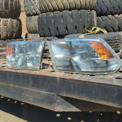 2016 Ram 2500 HD Headlights
