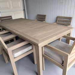 Outdoor patio teak wood table and 8 chairs 