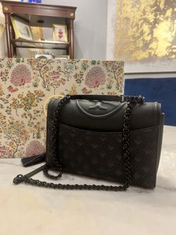 Tory Burch Large Fleming Crossbody for Sale in Houston, TX - OfferUp