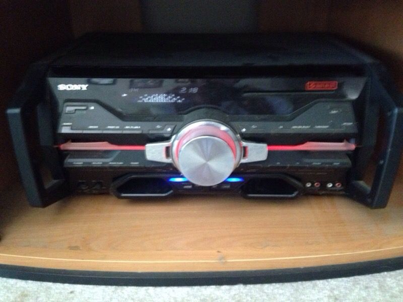 Sony sbt-sh2000 Dj shaker stereo system firm on price