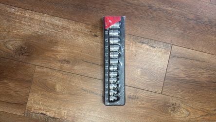 Snap On 12 pc 3/8" Drive 6-Point Metric Flank Drive® Shallow Socket Set (8-19 mm