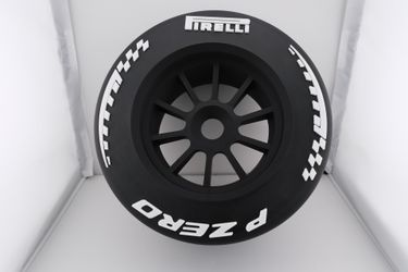 F1 tire
