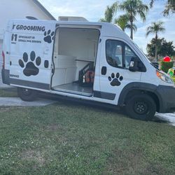 Van grooming