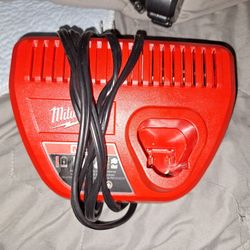Milwaukee  M12 