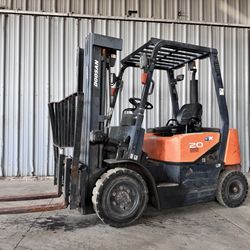 Doosan Diesel Off Road Forklift 1900 Hours!!!