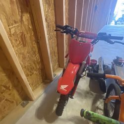 Honda Crf E2