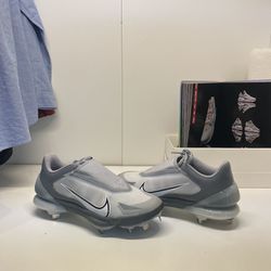 Nike Zoom Trout Baseball Shoes Size 8.5