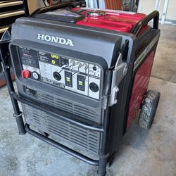 Honda Generator EU7000is