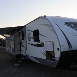 Beautiful 30’ Travel Trailer 