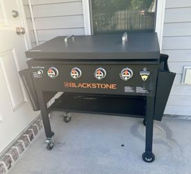 Blackstone 4-Burner Flat Top Griddle