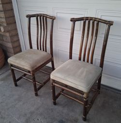 2 Dining Chairs