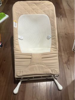 Baby Delight highland portable bouncer
