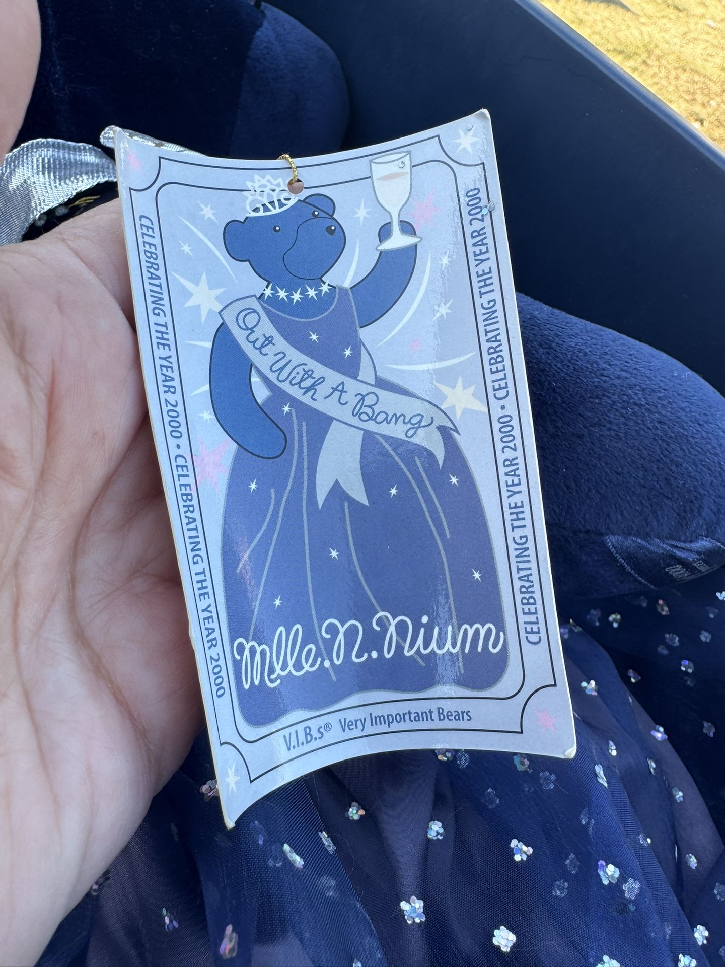 Collector Bear New Year’s Eve