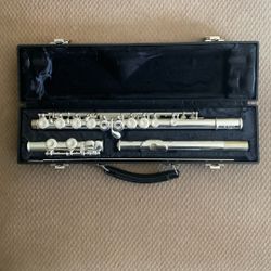 Bundy Flute All New Pads and Case - Garage Sale June 5-7