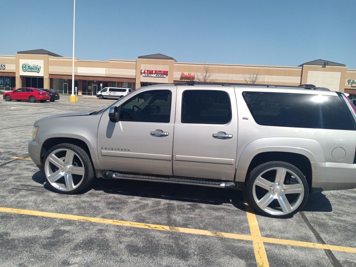 Chevy Suburban 