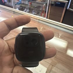 Fitbit Versa 4 Smart Watch 