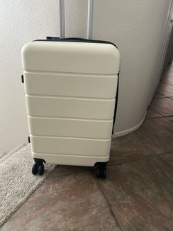 New suitcase on wheels