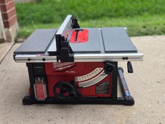 Milwaukee saw m18 tool only